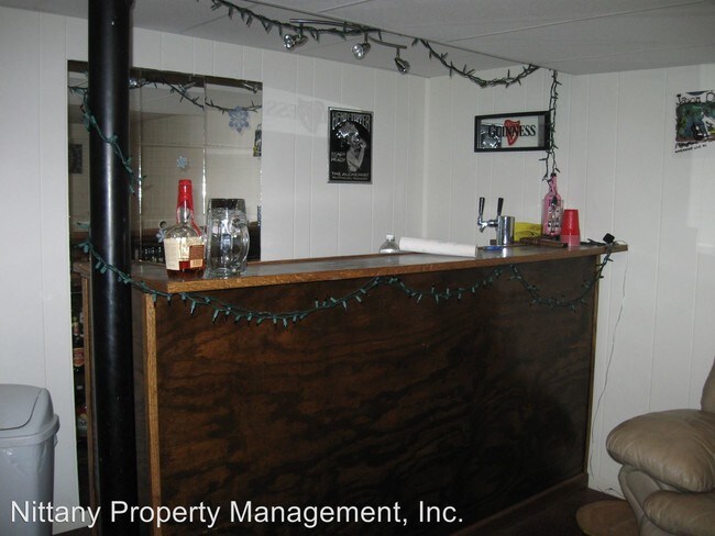 Building Photo - 3 br, 1 bath House - 935 Taylor Street