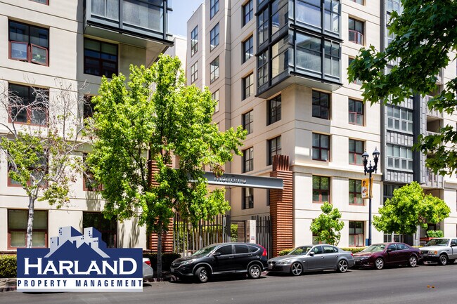 Building Photo - 1150 J St