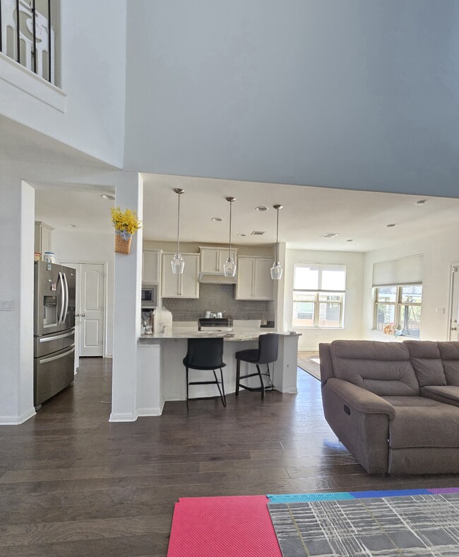 Kitchen - 4304 Promontory Point Trl