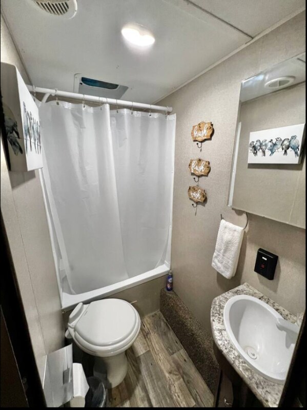 Foto del edificio - 2629 W Elm Mott Ln