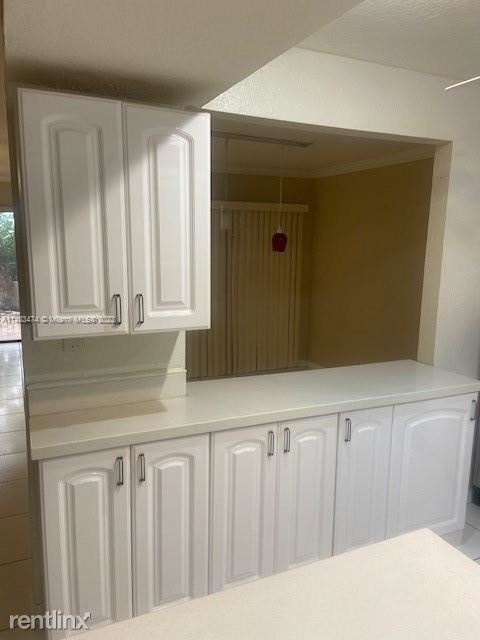 Foto del edificio - 3 br, 2.5 bath House - 8682 NW 40th St # 8682