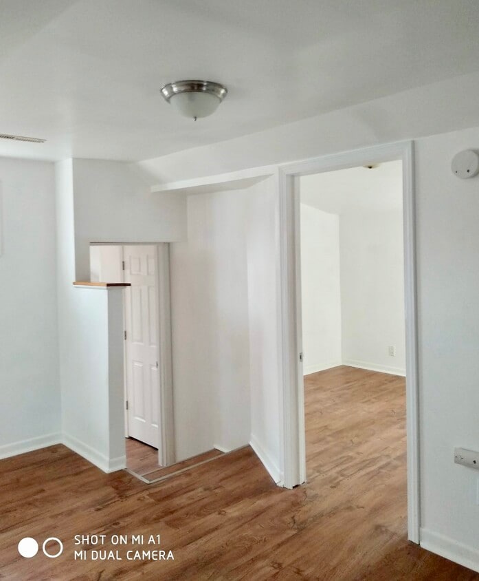 Foto principal - 2937 Sachs St