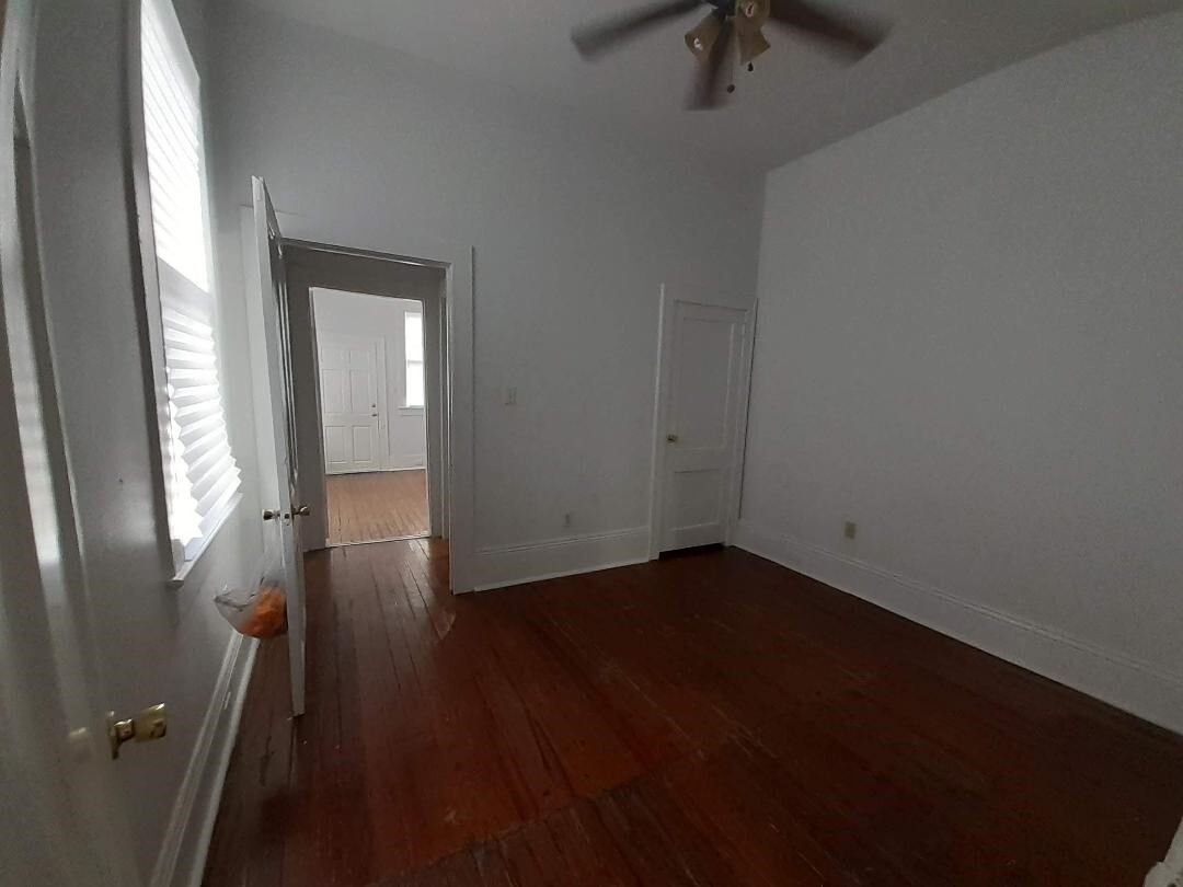 Foto del edificio - 540 S Olympia St