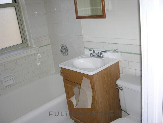 Foto del edificio - 4521 Malden St