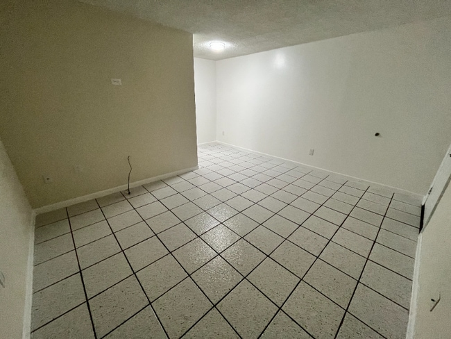 Foto del edificio - 2260 W 53rd Pl