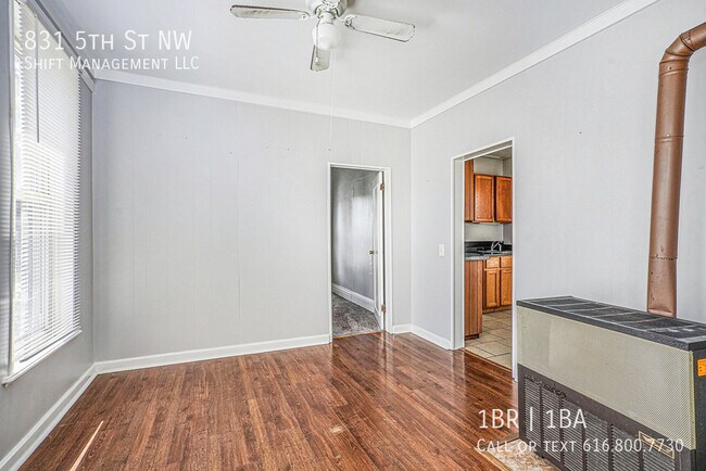 Foto del edificio - 831 5th St NW