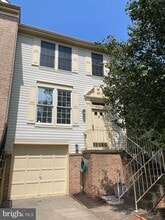 Building Photo - 21924 Greentree Terrace