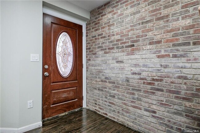 Foto del edificio - 3416 Bailey Pl