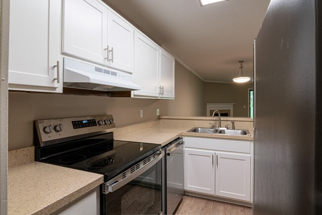 Building Photo - Tanager Apartments