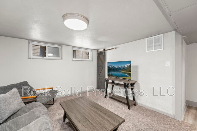 Building Photo - 3012 O Neil Ave