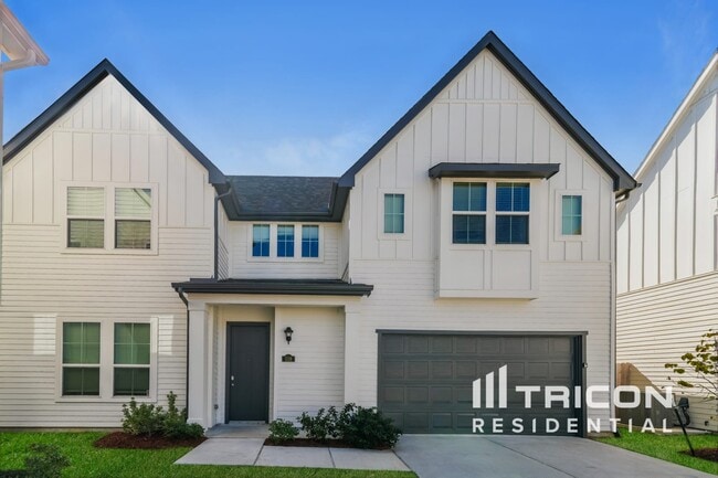 Building Photo - 9835 Willow Creek Commerce Dr