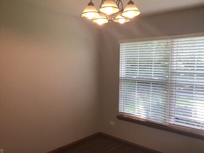 Building Photo - 2013 Havenhill Drive