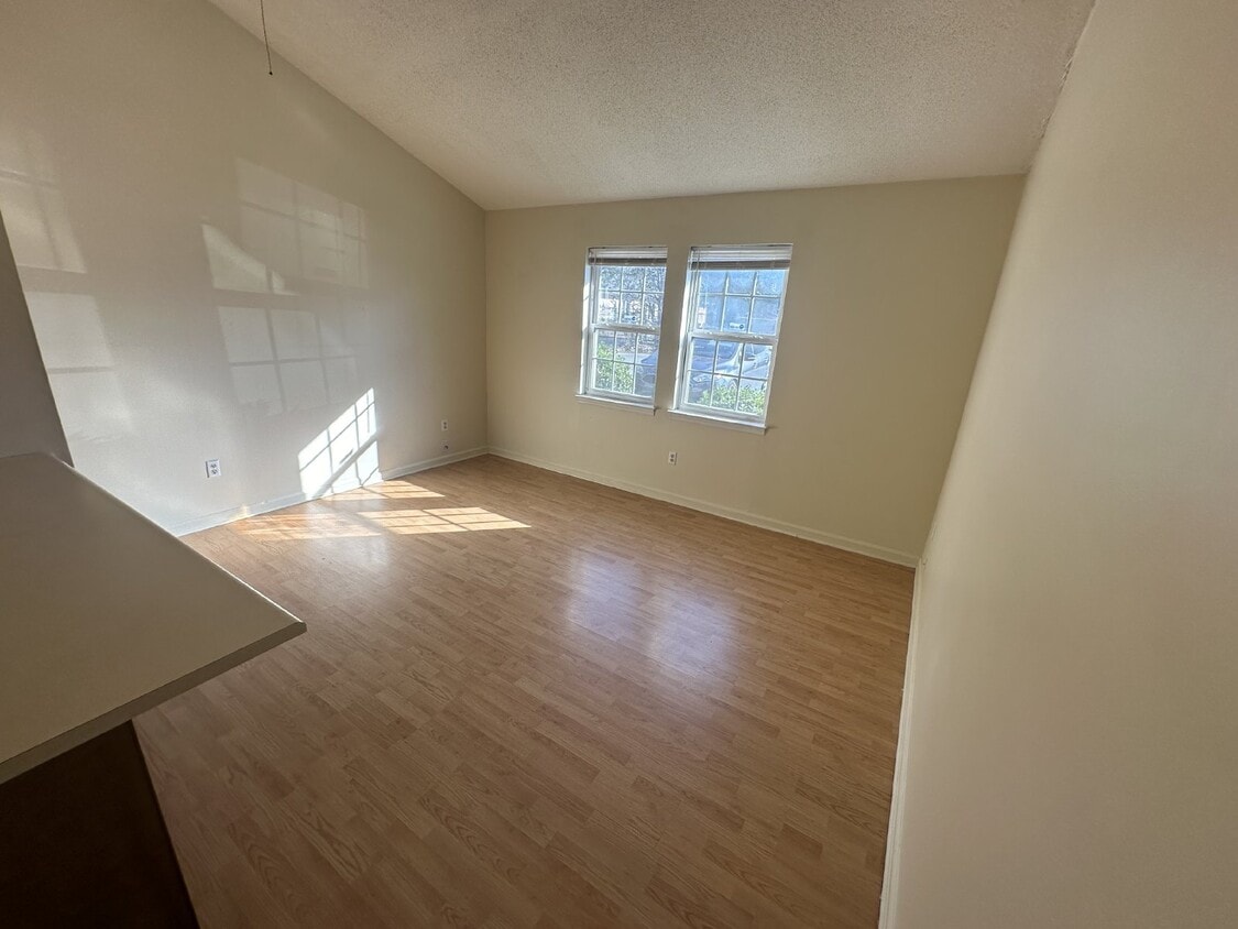 Primary Photo - Apartment For Rent