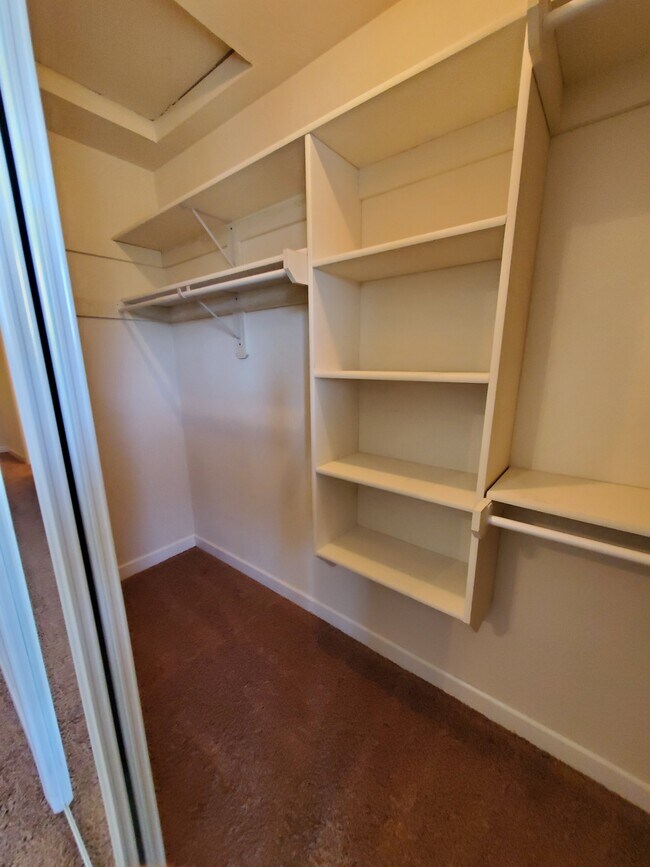 Building Photo - 21139 Millridge St