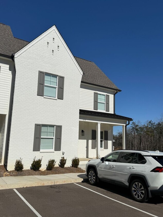 Photo - 632 Cottage Grove Circle, Oxford, MS 38655