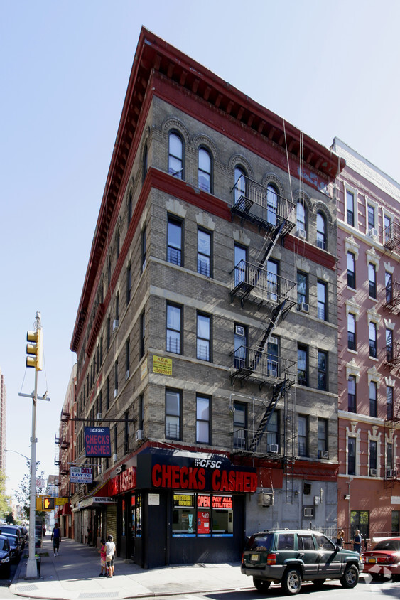 Primary Photo - 1901 Lexington Ave