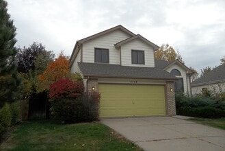 Building Photo - 3742 Benthaven St