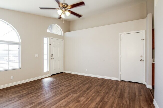 Building Photo - 8814 E Downing St