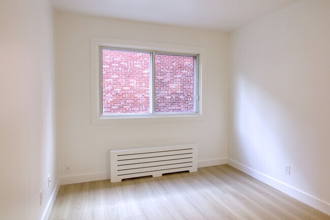 Photo du bâtiment - 760 Rue Galt