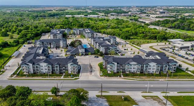 Foto principal - 4600 E McKinney St