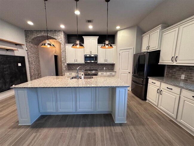 Building Photo - 112 Fosini Cove