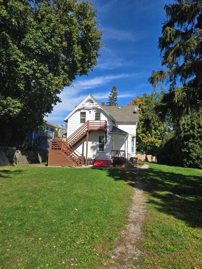 Foto del edificio - 3607 Waukegan Rd