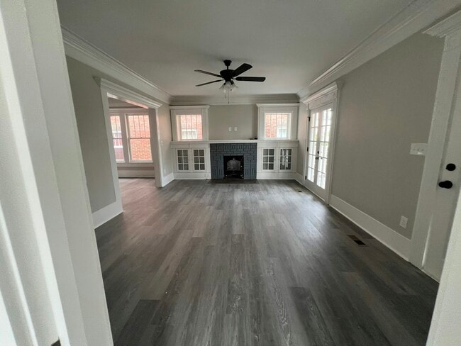 Foto del edificio - 208 5th Ave E