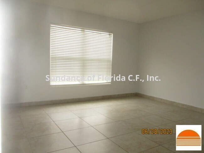 Building Photo - Osceola County