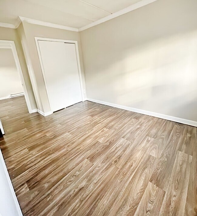 6533 S Beulah Rd, North Chesterfield, VA 23237 Apartments in North