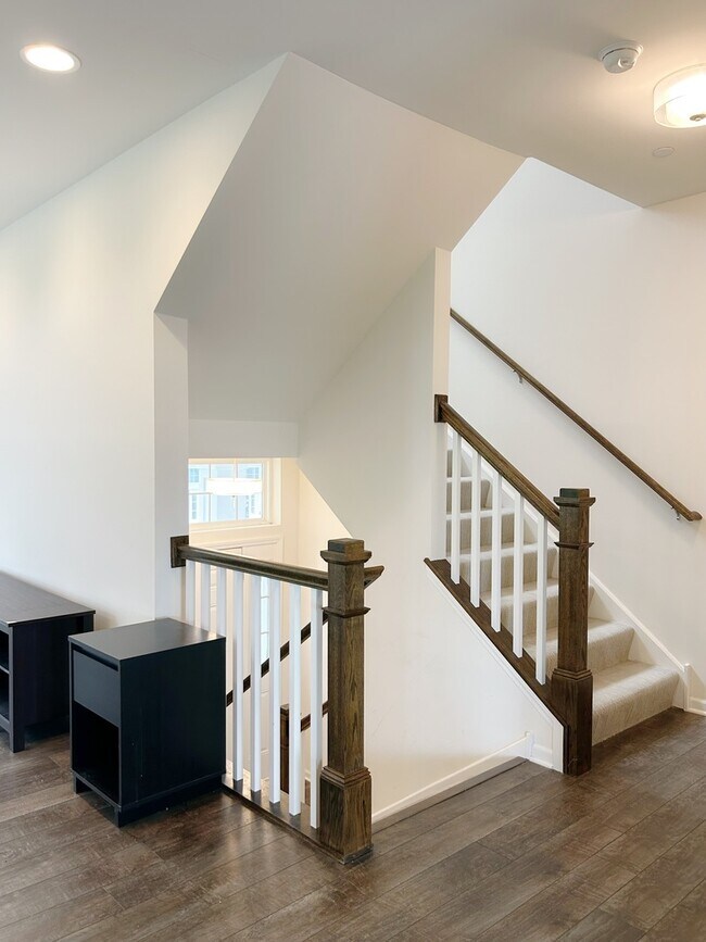 Foto del edificio - 4449 Monroe Ct