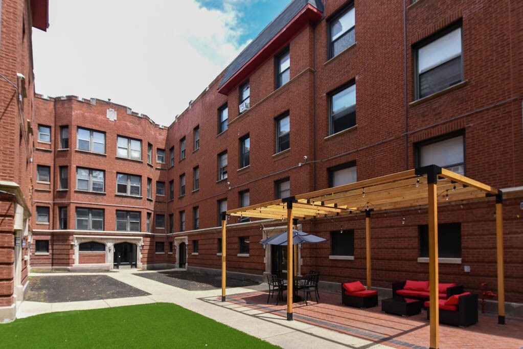 Foto principal - 1704 W Juneway Terrace