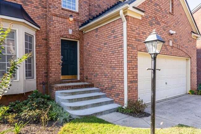 Foto del edificio - 1759 Regency Park Walk
