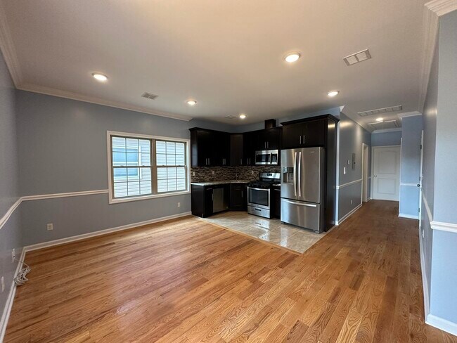 Foto del edificio - 306 Winfield Ave