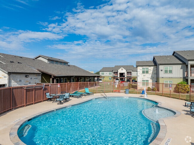 Building Photo - The Preserve at Hunters Crossing