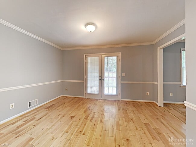 Building Photo - 2175 Brandon Acres Dr