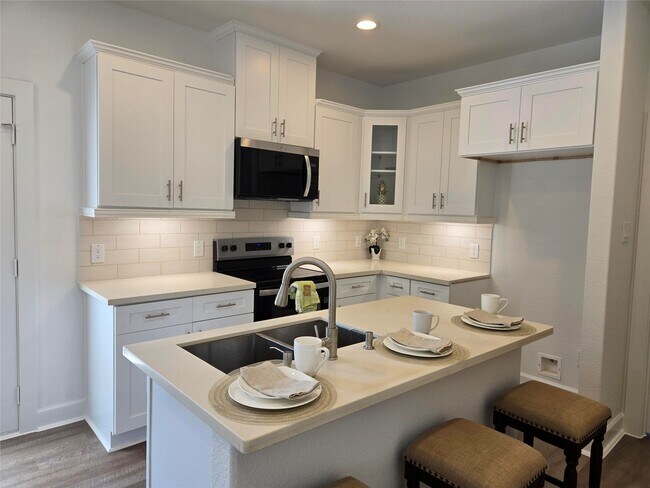 Foto del edificio - 16710 Timberglen St