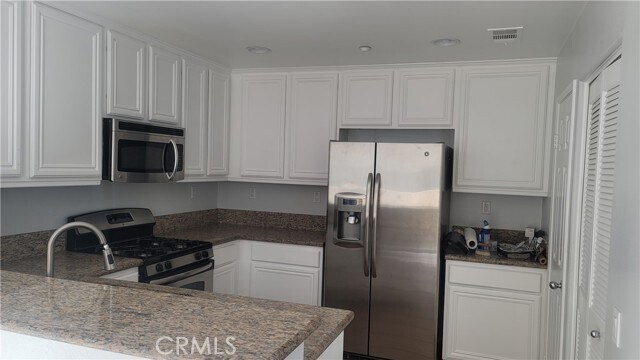 Building Photo - 31178 Strawberry Tree Ln