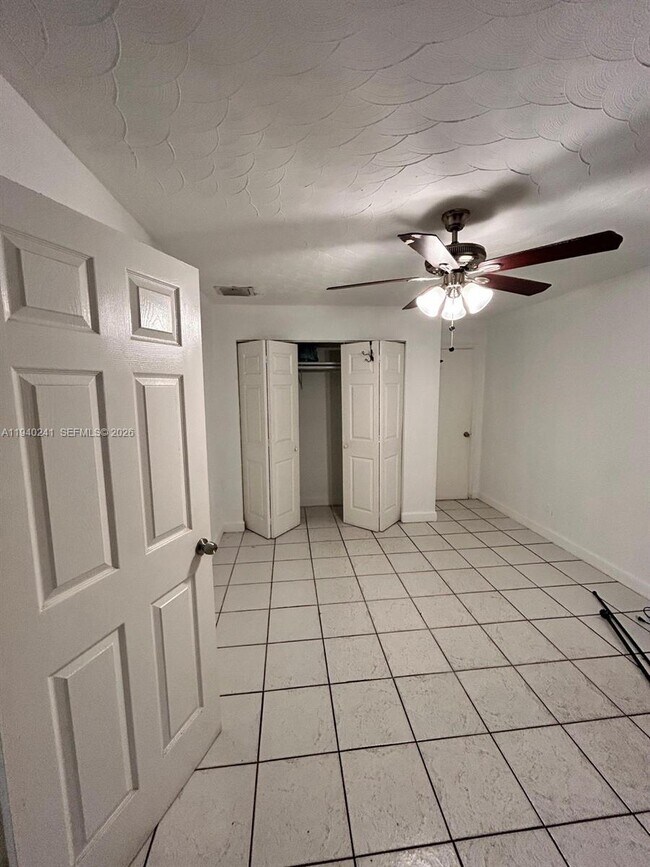 Foto del edificio - 1221 NW 5th Ave