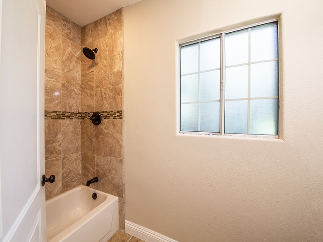 Building Photo - 23853 Wildwood Ln
