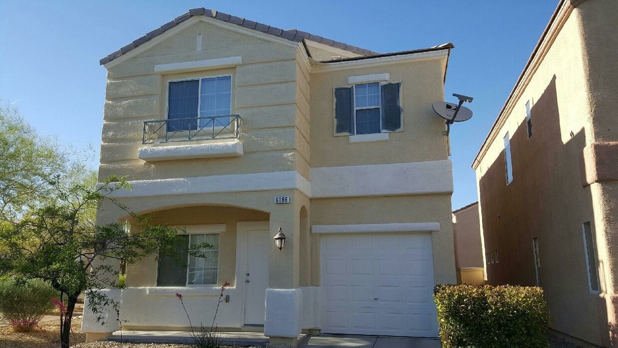 Primary Photo - 3 Bedroom Home in the SW!