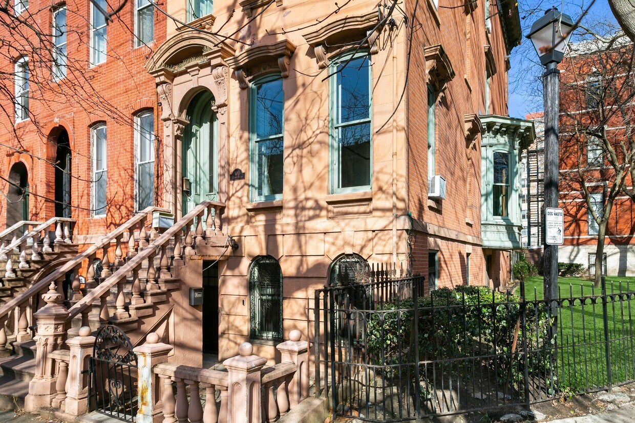 Primary Photo - Huge Paulus Hook Duplex Apt w/Pvt Yard