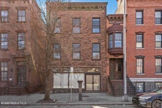 Building Photo - 170 Washington Ave
