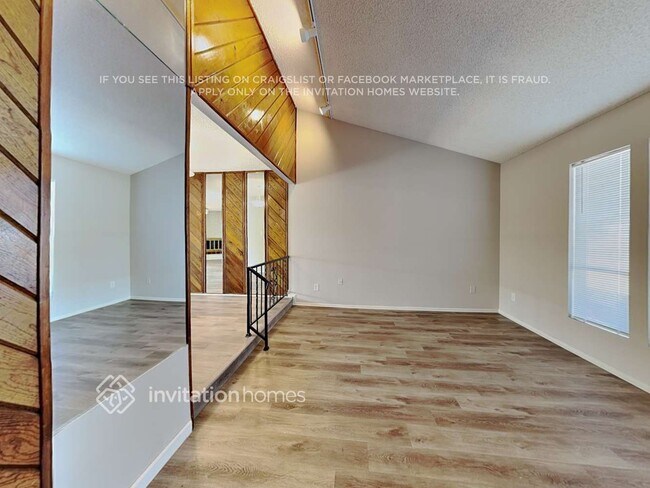 Foto del edificio - 4507 W Gardenia Ave