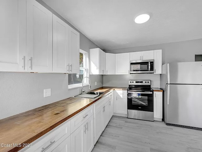 Building Photo - 840 Adger Smith Ln