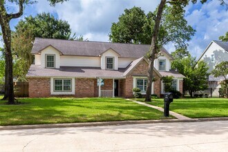 Building Photo - 14115 River Forest Dr