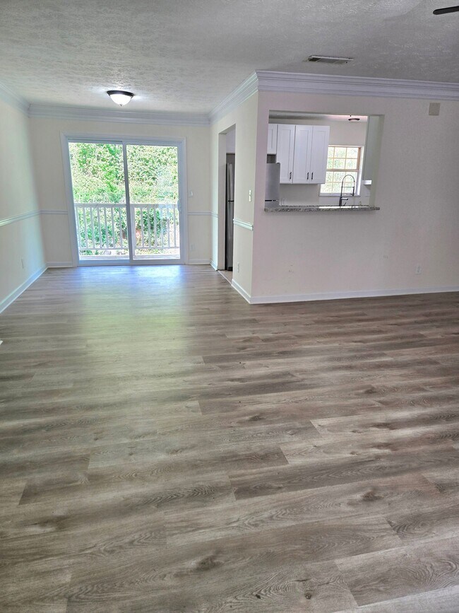 Foto del edificio - 106 Sterling Ct