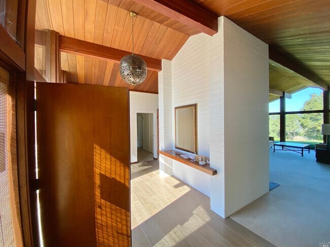 Foto del edificio - 500 Stonecrest Dr