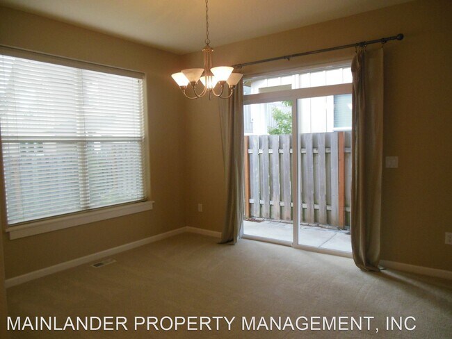 Foto del edificio - 3 br, 2.5 bath House - 12622 JOSEPH WAY