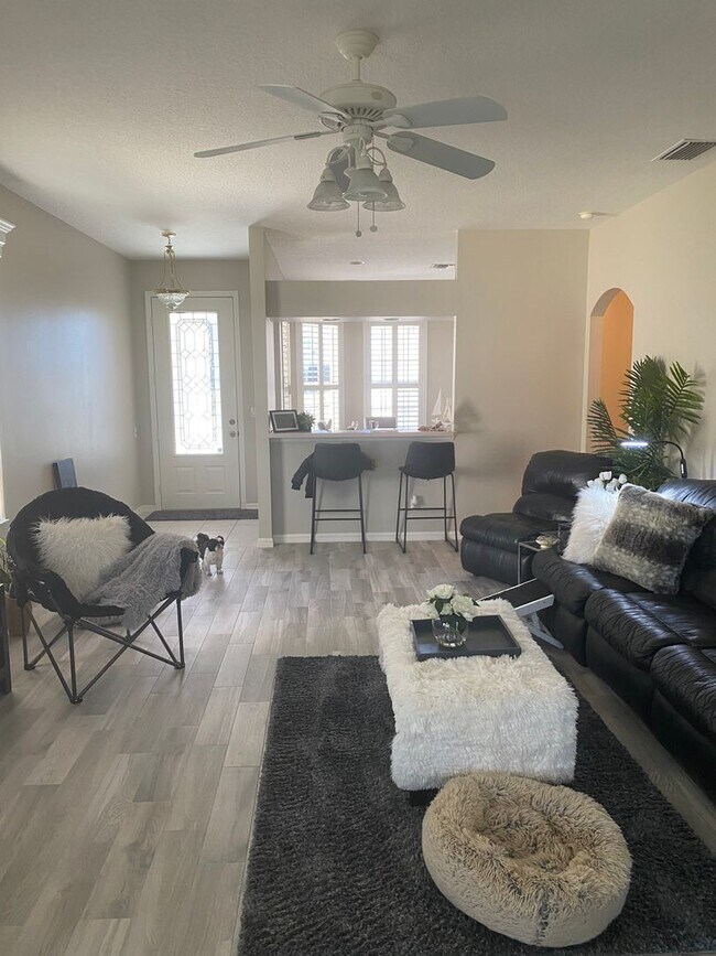 Building Photo - Peaceful 3 bedroom, 2 bathroom home with a...