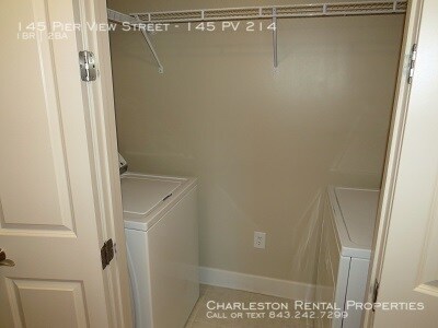 Foto del edificio - 145 Pier View St